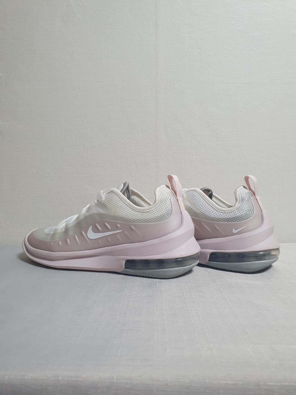 나이키 에어맥스 액시스 화이트 베얼리로즈 240mm 상품이미지4