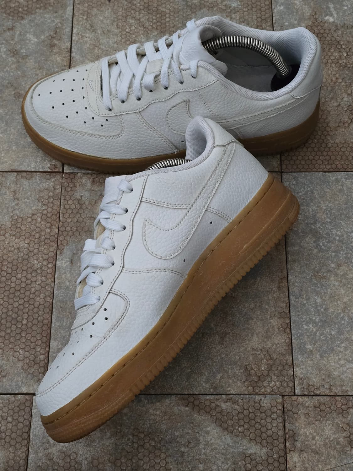 (240)나이키 에어포스 1 로우 화이트 검 상품이미지5