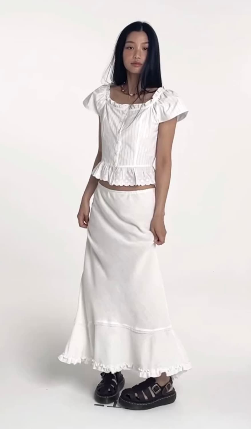 (새상품/네고가능) 루루서울 컨트리 송 블라우스 팝니다 상품이미지2