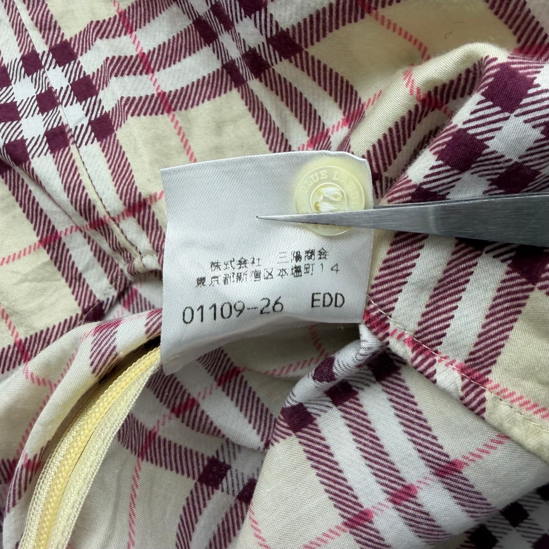 버버리 블루라벨 노바체크 슬리브리스 셔츠 상품이미지6