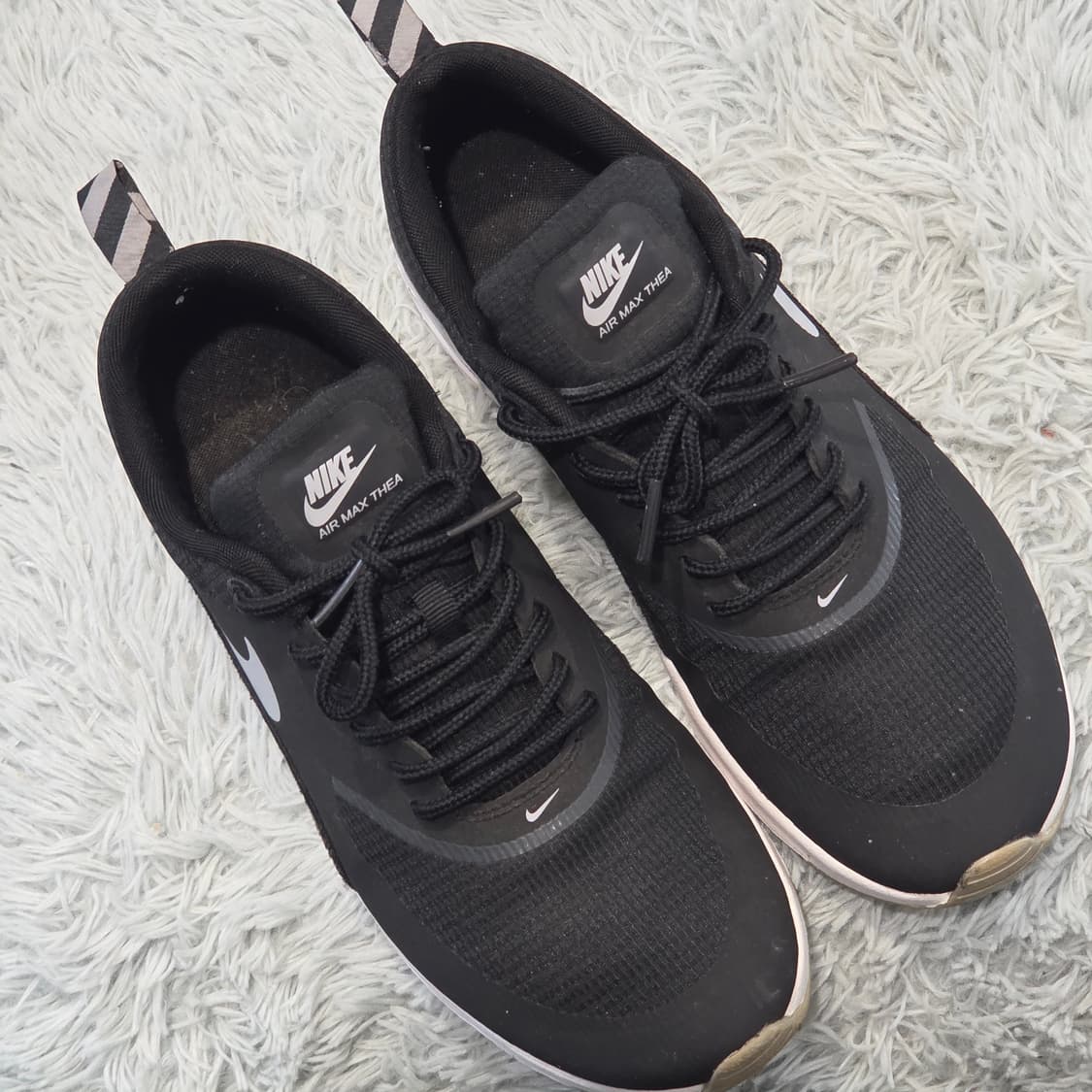 6w-27:나이키 에어맥스 Thea 블랙 화이트 24.5cm 상품이미지6