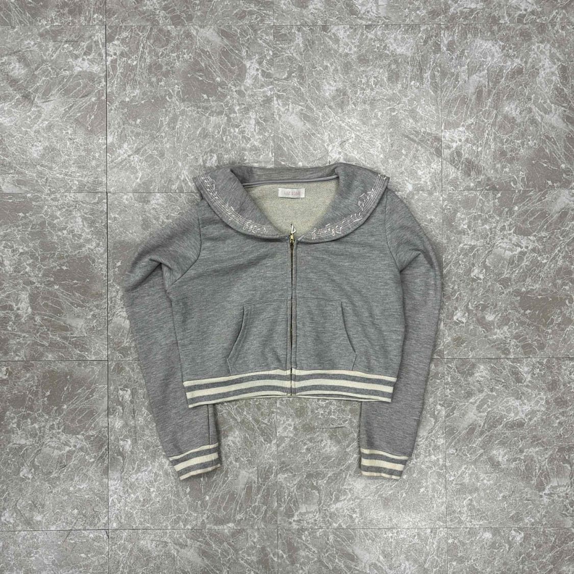 LIZLISA 리즈리사 일본 빈티지 그레이 세미크롭 걸즈 스웻 트랙탑 희 상품이미지2