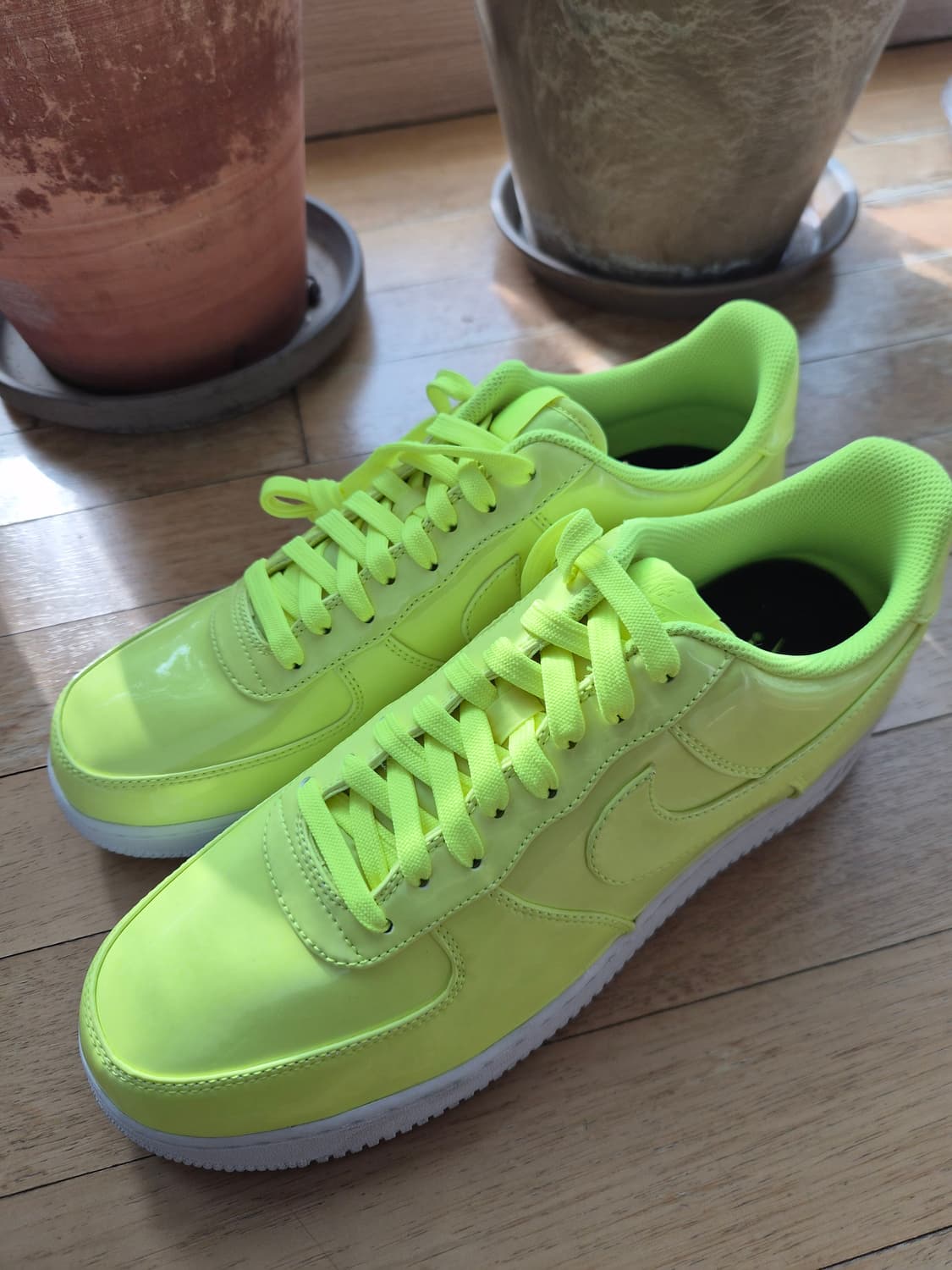 나이키 네온 포스 상품이미지1