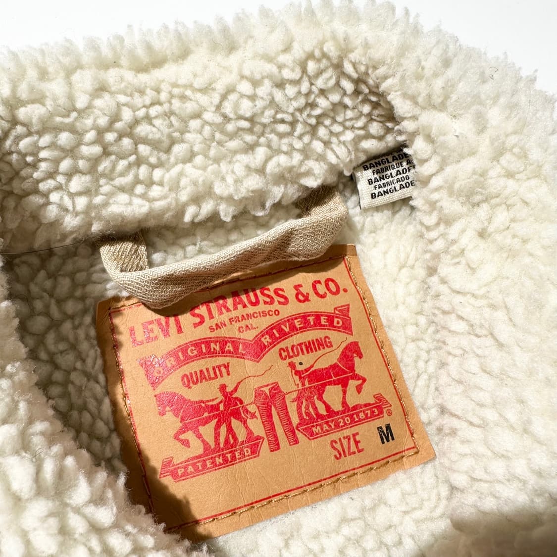 리바이스 쉐르파 데님 트러커 자켓 상품이미지4