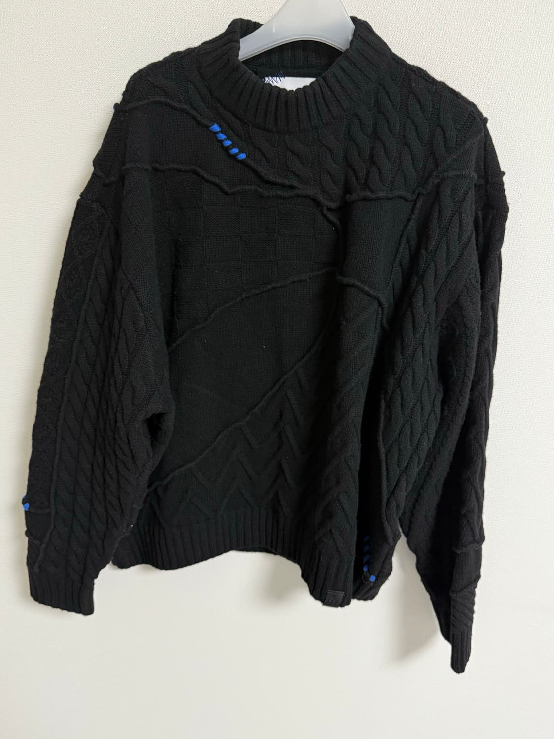 자라 아더에러 니트 상품이미지1