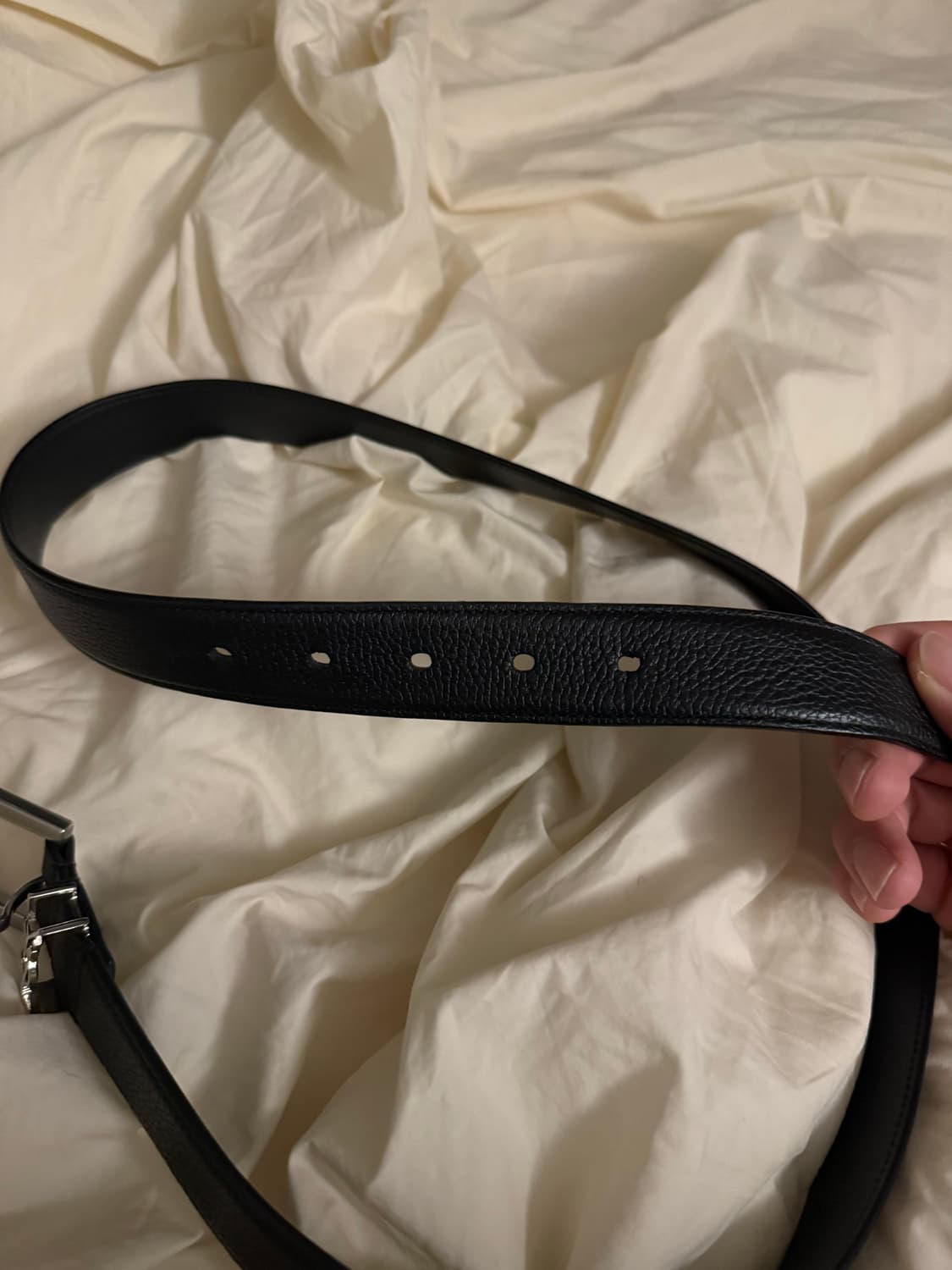 생로랑 레더 실버 모노그램 벨트 블랙 상품이미지3