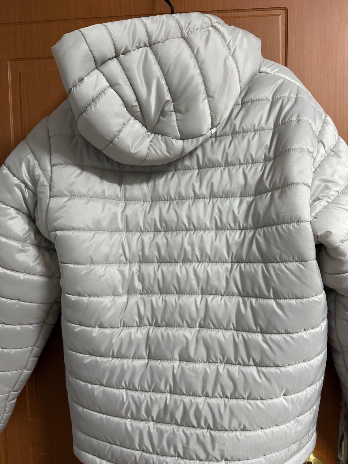 스투시 경량 패딩 상품이미지2