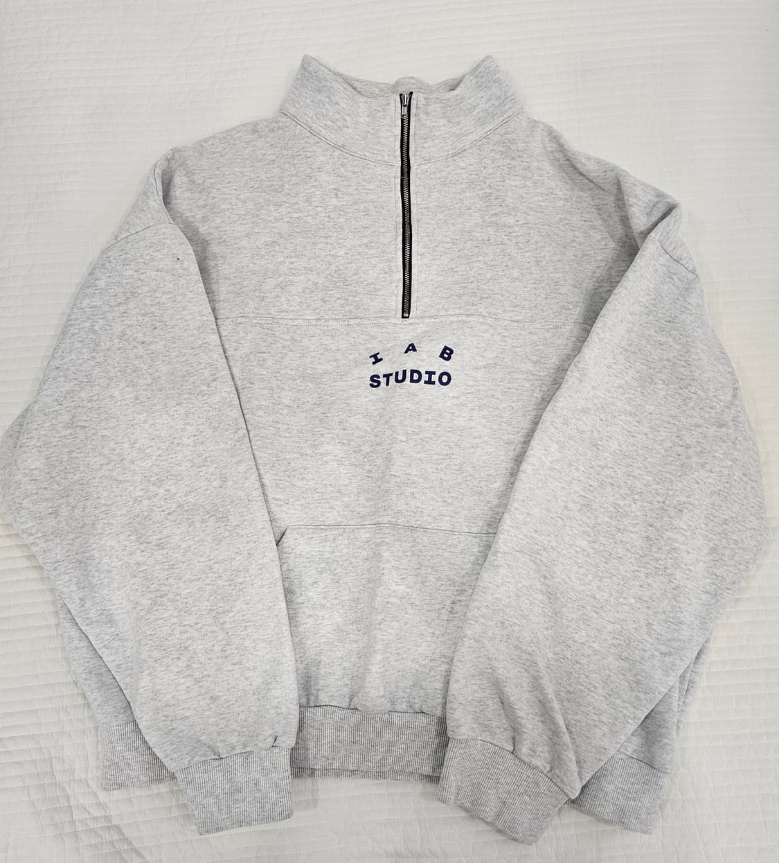 아이앱 스튜디오 하프집업_xl 그레이 상품이미지1