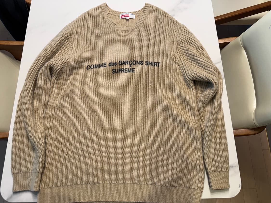 꼼데 X슈프림 니트 XL 상품이미지1