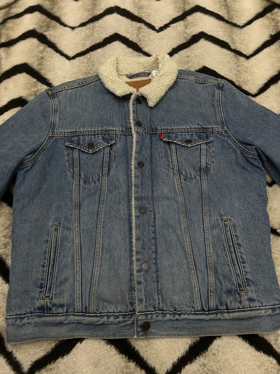 [L]리바이스 쉐르파 데님 트러커 자켓 상품이미지3