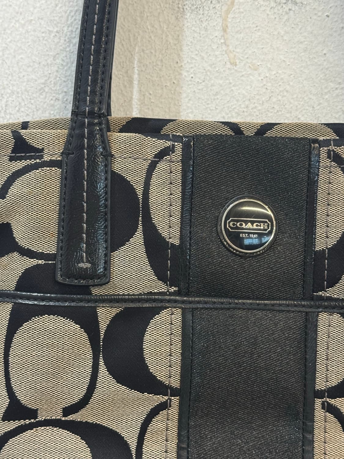 COACH Signature Silver and Black 상품이미지4