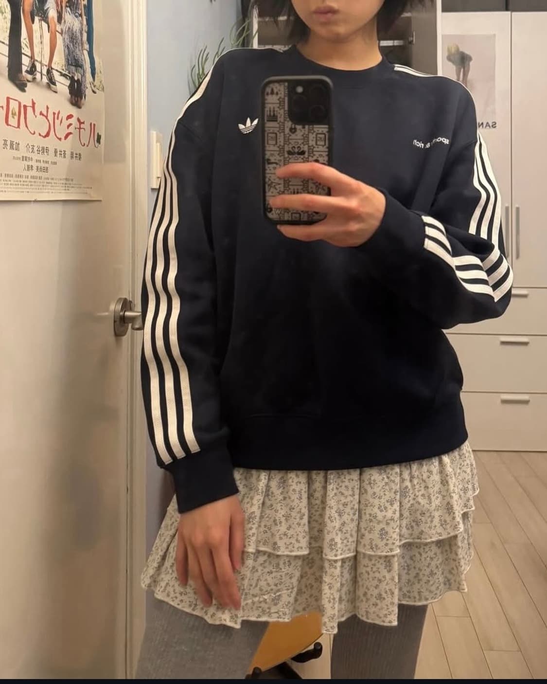 아디다스x스포티앤리치 맨투맨 네이비 상품이미지5