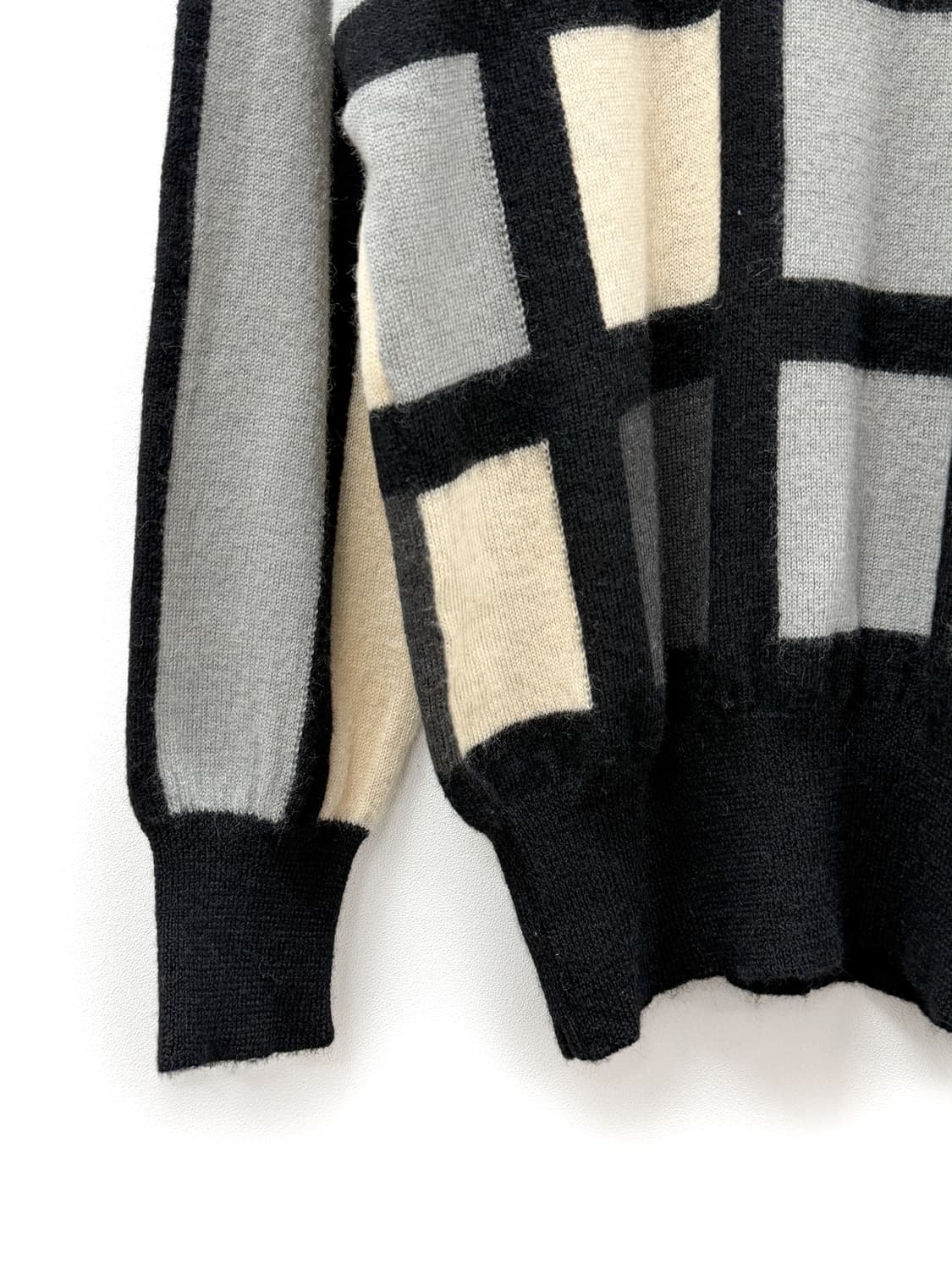 이세이미야케 체크 패턴 울 터틀넥 니트 상품이미지4