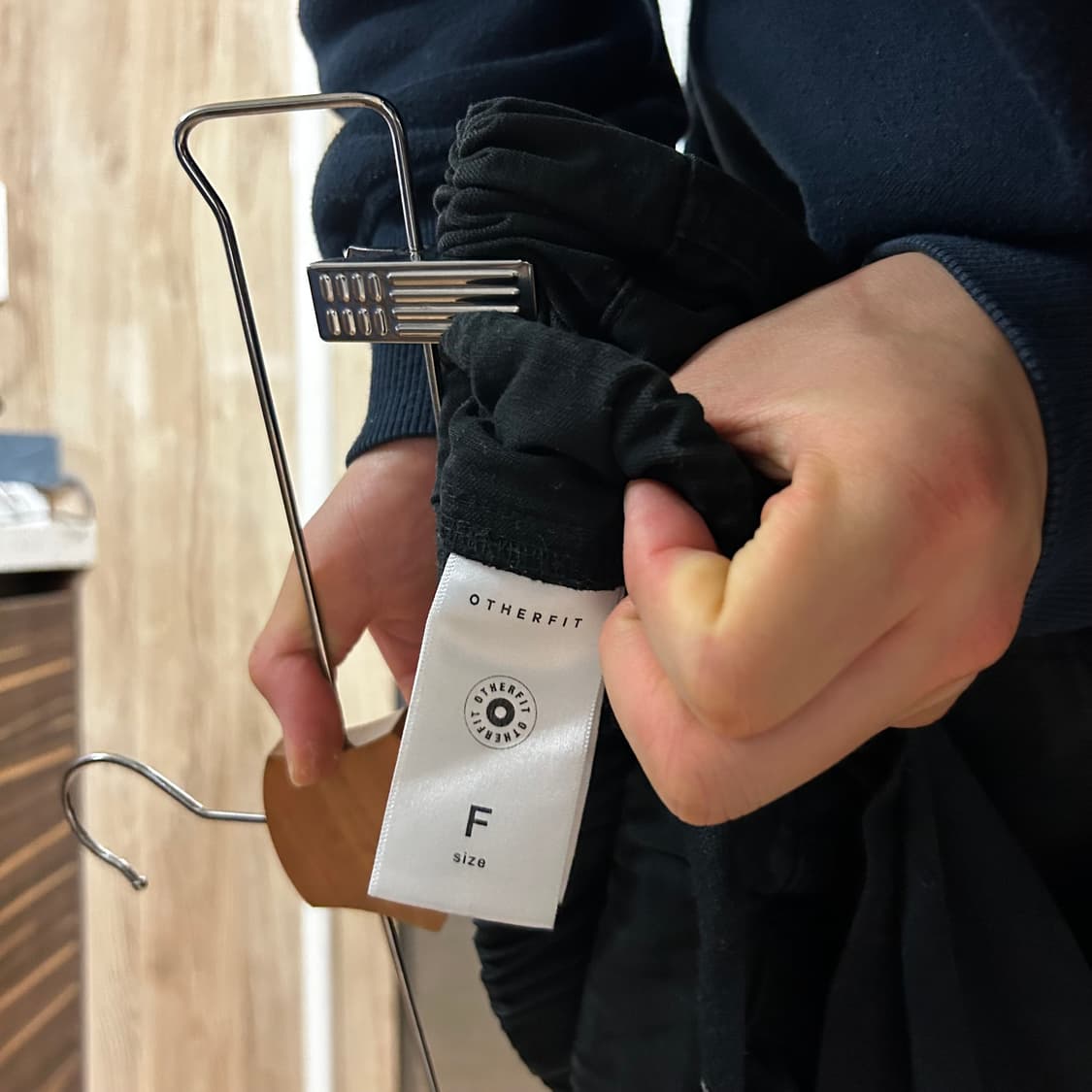 아더핏 블랙 밴딩 와이드 퍼티그 팬츠 F 상품이미지5