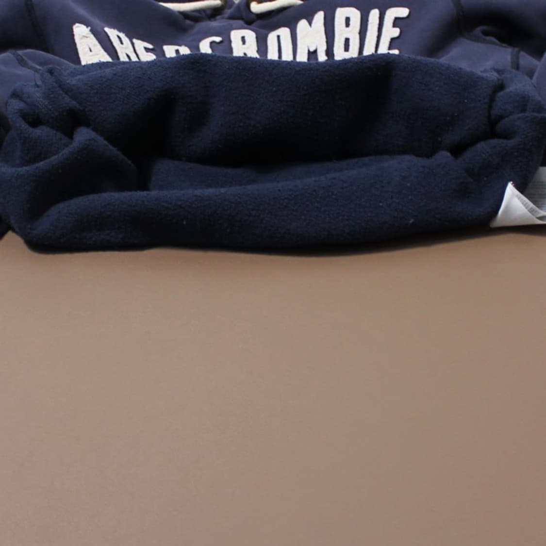 Abercromble 아베크롬비 네이비 후드티 상품이미지3