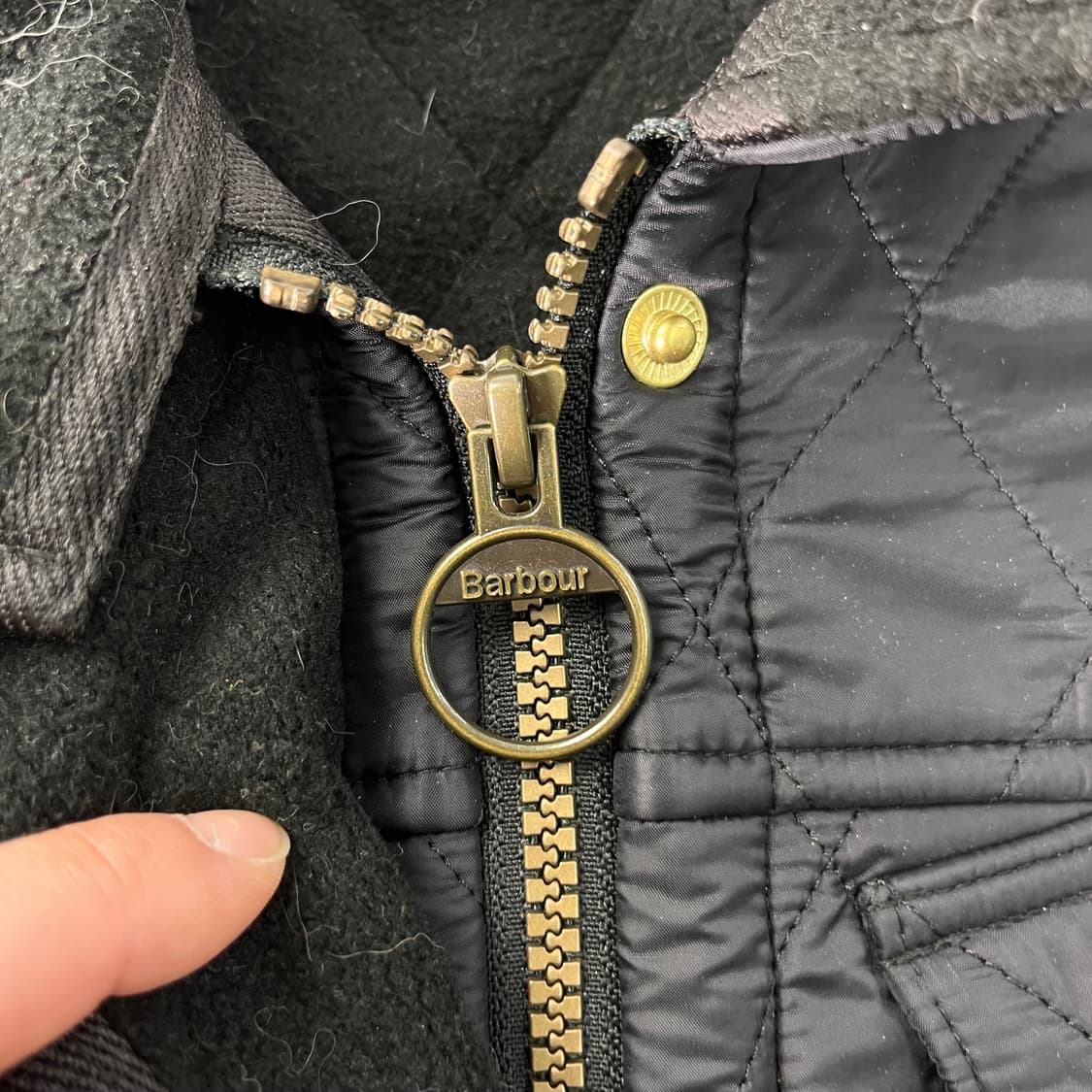 W 95 바버 인터네셔널 퀄팅 벨티드 자켓 상품이미지4