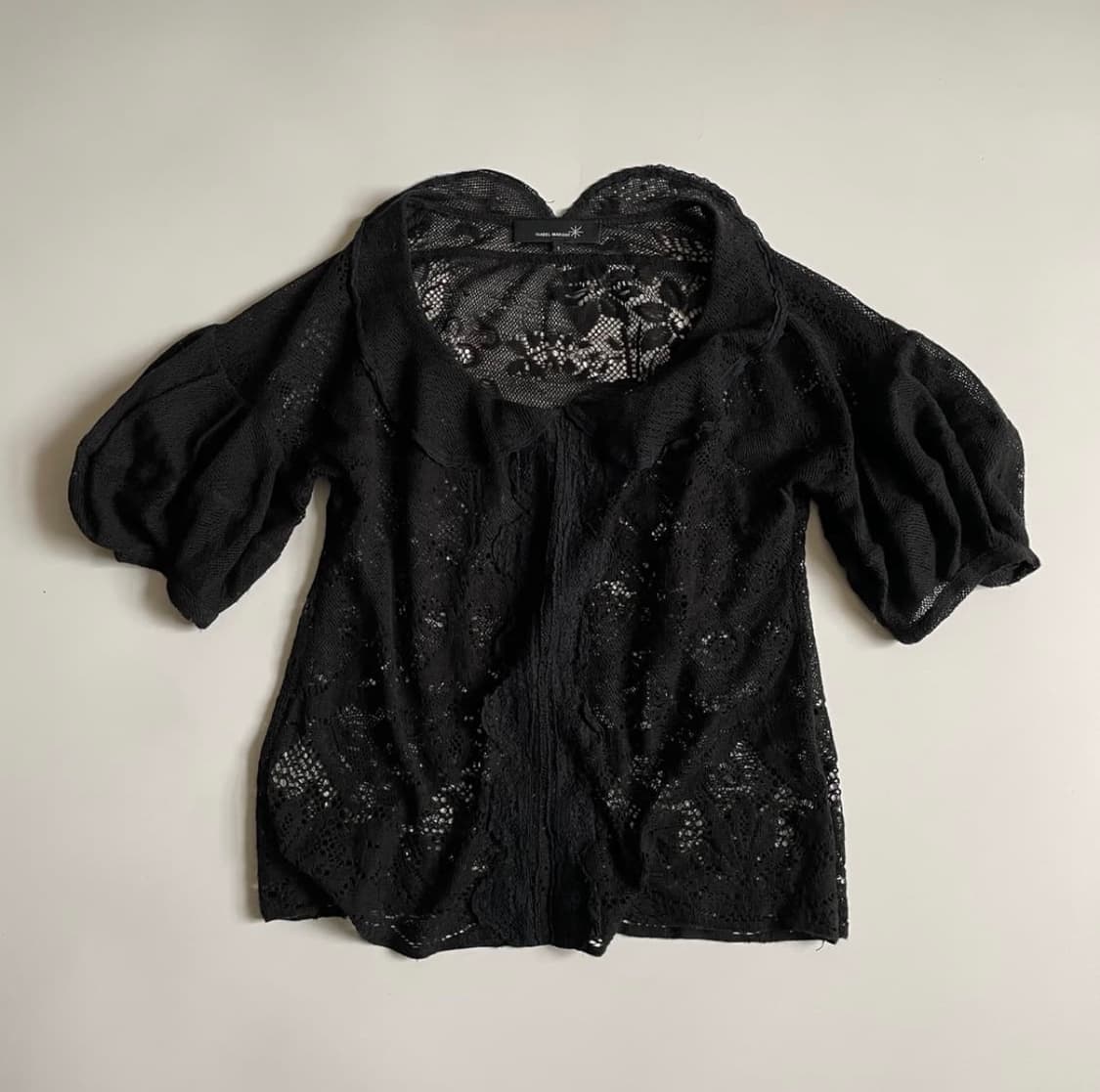 이자벨마랑 레이스 퍼프 블라우스 상품이미지1