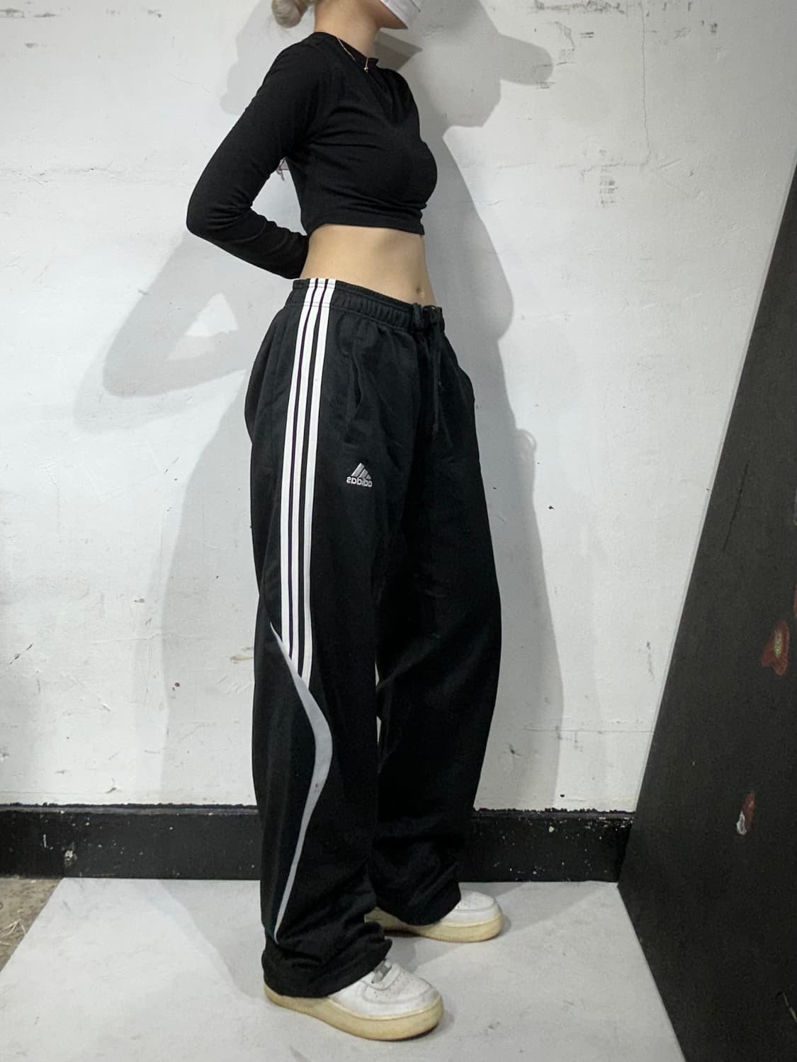 아디다스 블랙 화이트 삼선 와이드 트레이닝 팬츠 L 상품이미지1
