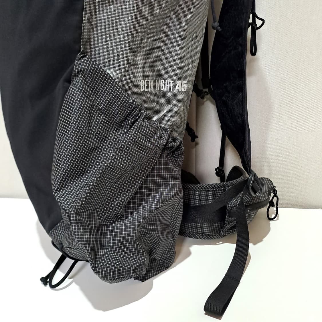 (택포) 블랙다이아몬드 베타 라이트 45 백팩 B664 상품이미지8