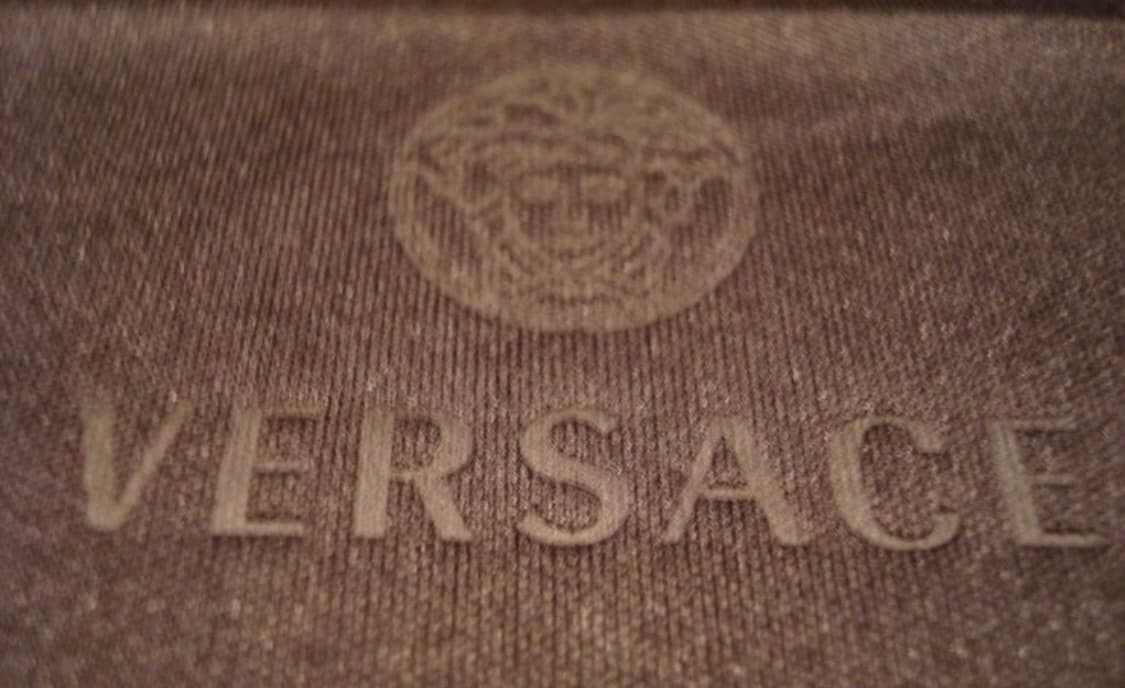 베르사체 안경닦이 구합니다 상품이미지1