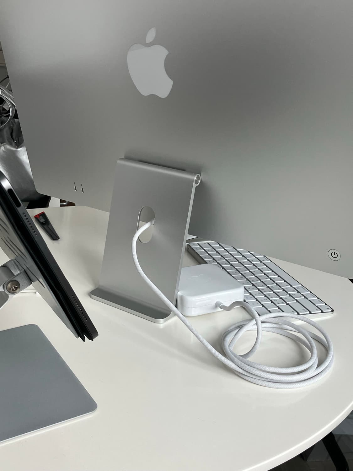 풀박 아이맥 24 M3 실버 8코어 512GB 16GB 상품이미지7