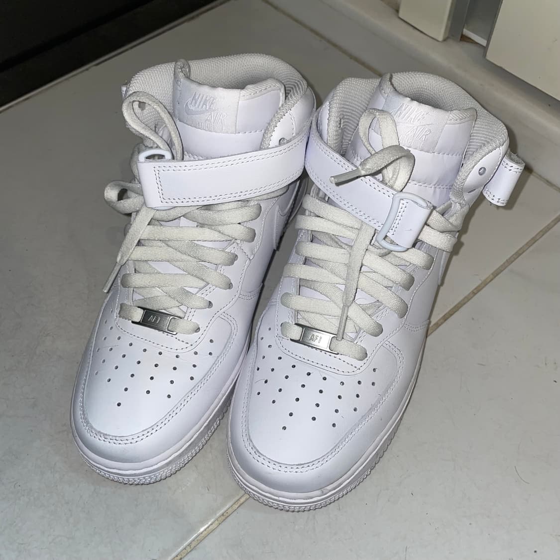 (260)나이키 에어 포스 1 미드 올백 CW2289 상품이미지2