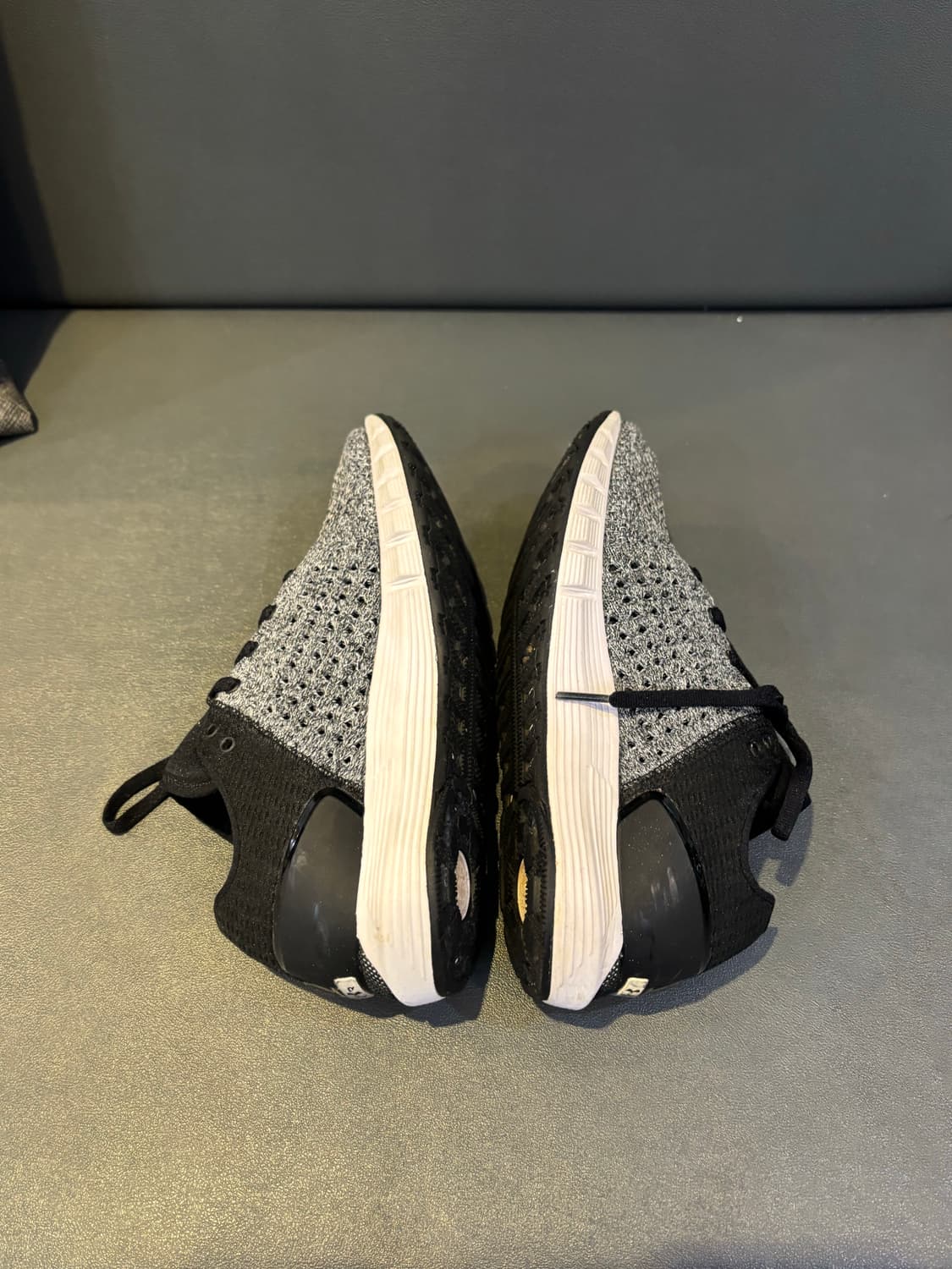 언더아머 여성 런닝화 운동화 235사이즈 상품이미지4