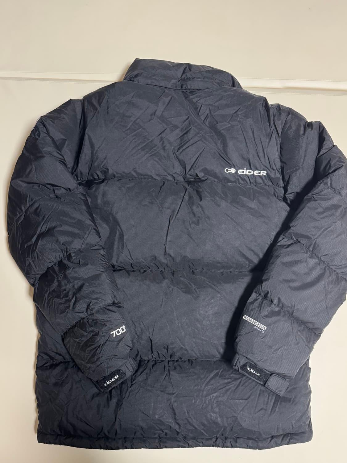 (105)아이더 Defender 700 필파워 블랙 패딩 상품이미지2