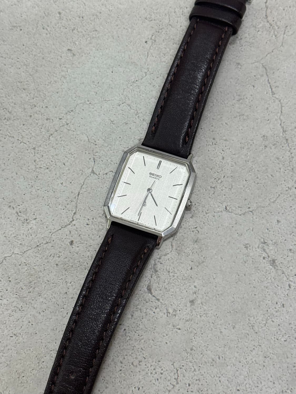 80s 빈티지 세이코 탱크 쿼츠 상품이미지1