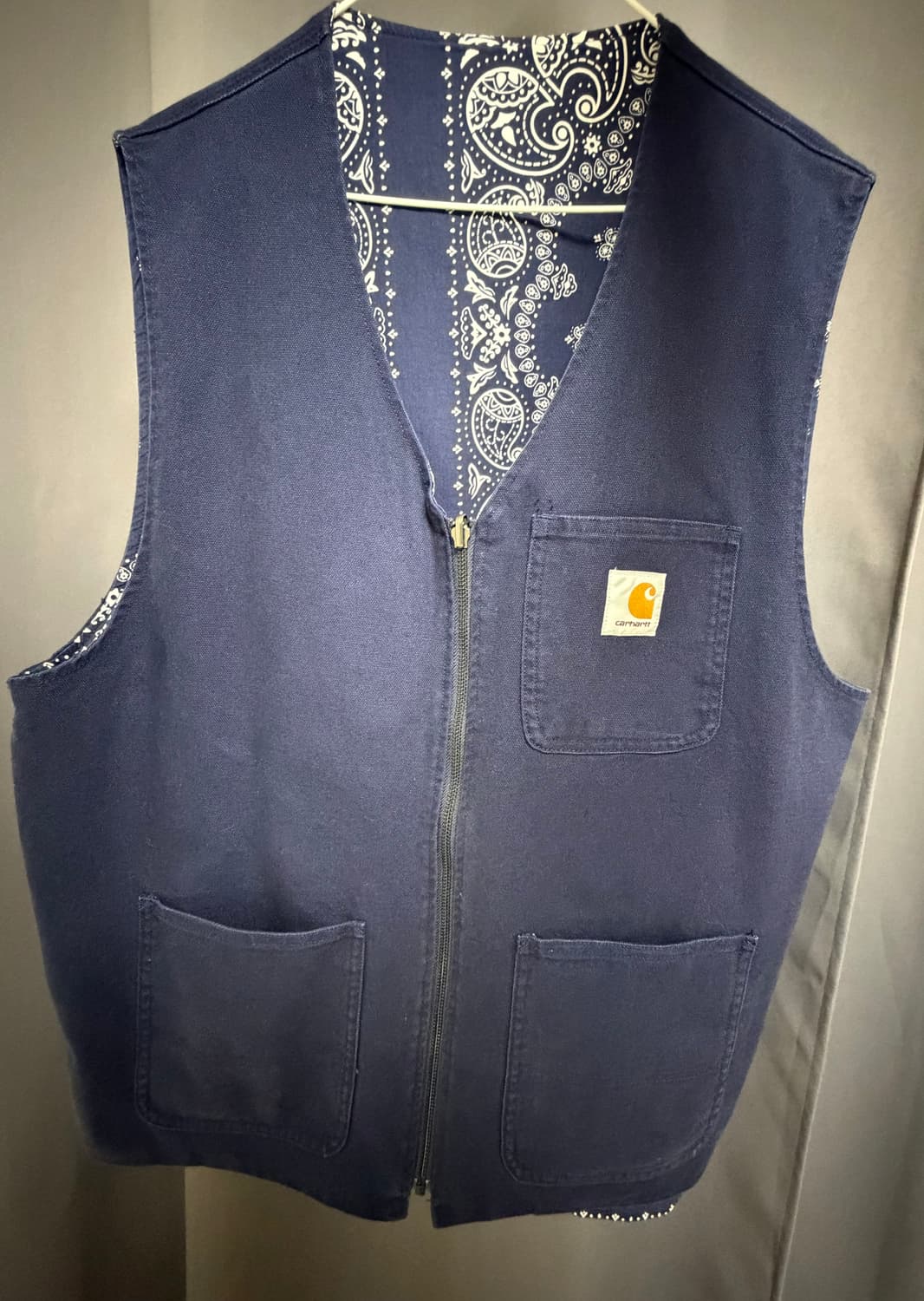 칼하트wip 리버시블 반다나 조끼 L사이즈 상품이미지1