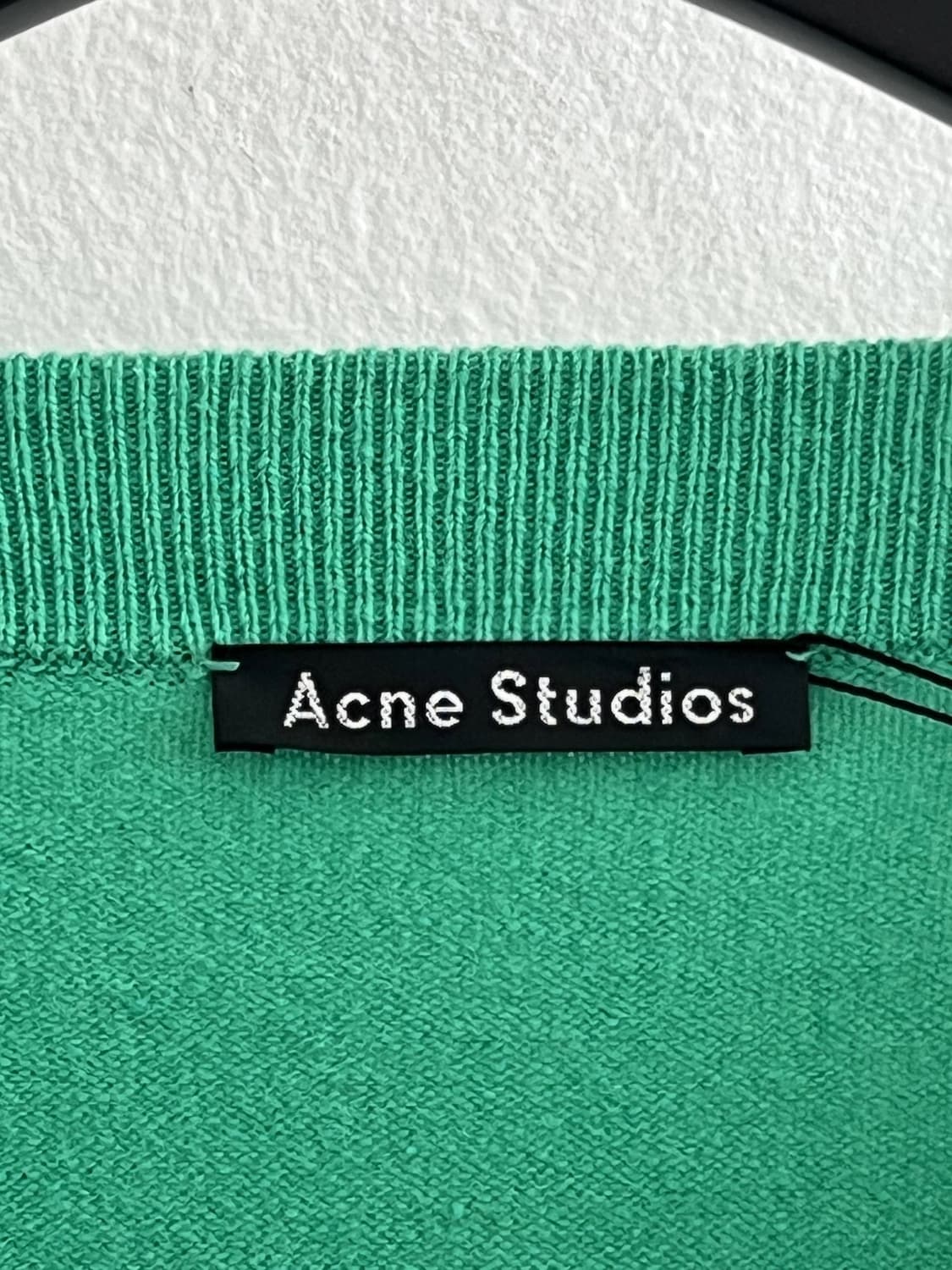 아크네가디건 상품이미지2