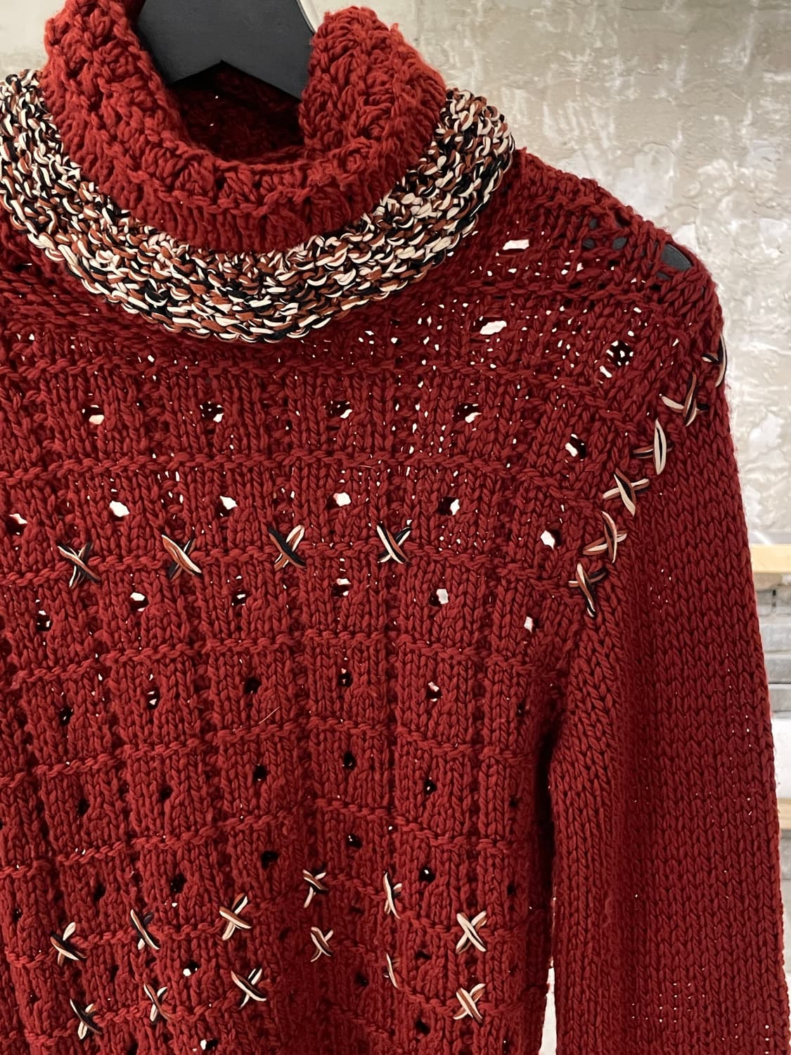 겐조 블러드 플레어 슬리브 터틀넥 울 스웨터 상품이미지3