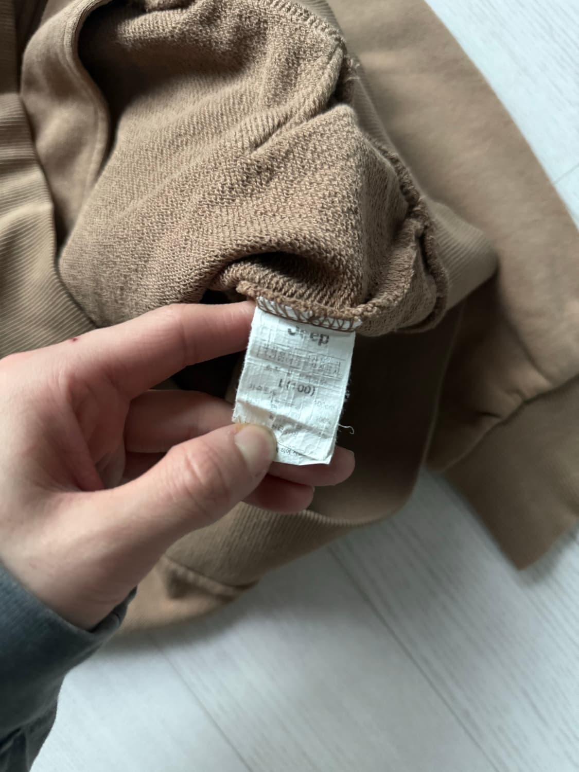 지프 중앙 로고 써멀 카멜 후드집업 상품이미지9