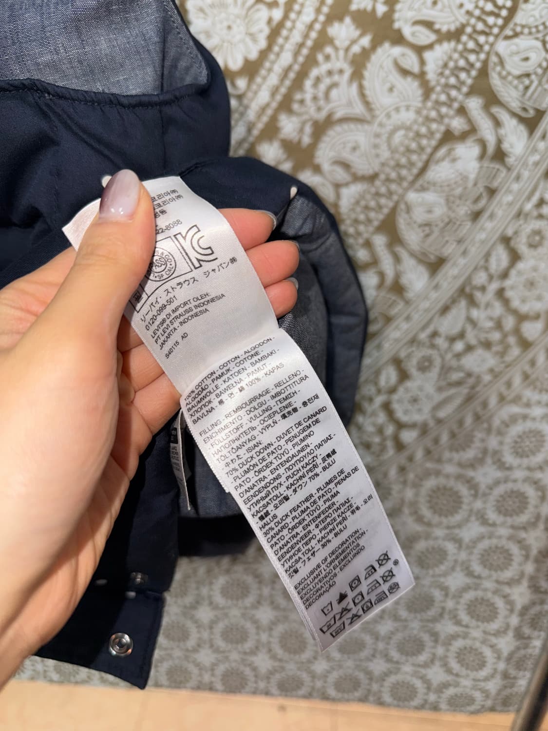 리바이스 여성 덕다운 도트 패딩조끼  상품이미지8