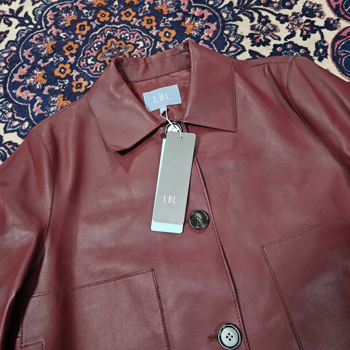 (새상품)엘비엘(LBL) 22ss 양가죽 루즈핏 숏 카라넥 버튼자켓 상품이미지3