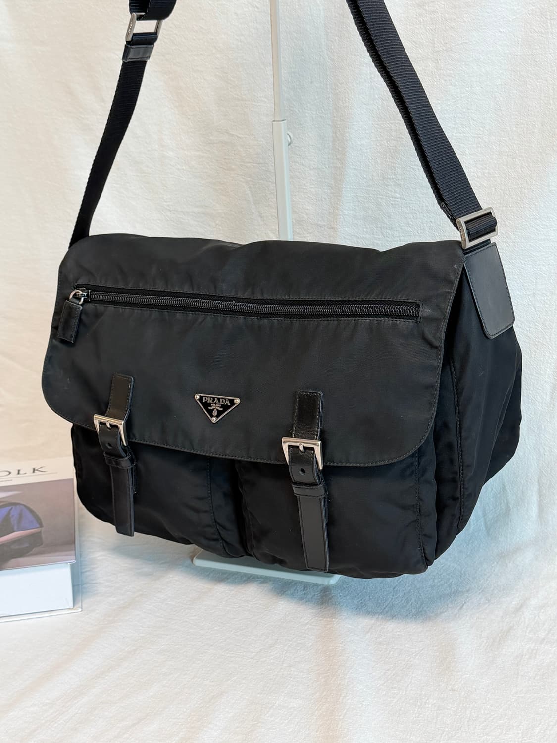 정품 프라다 포코노 나일론 투포켓 메신저백 크로스백 숄더백 블랙 상품이미지4