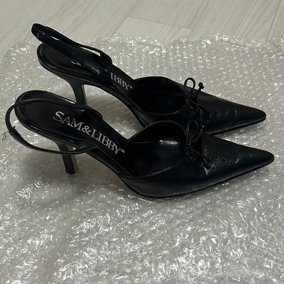 Sam&libby 리본 포인트 펀칭 스틸레토 레더힐 240 상품이미지3