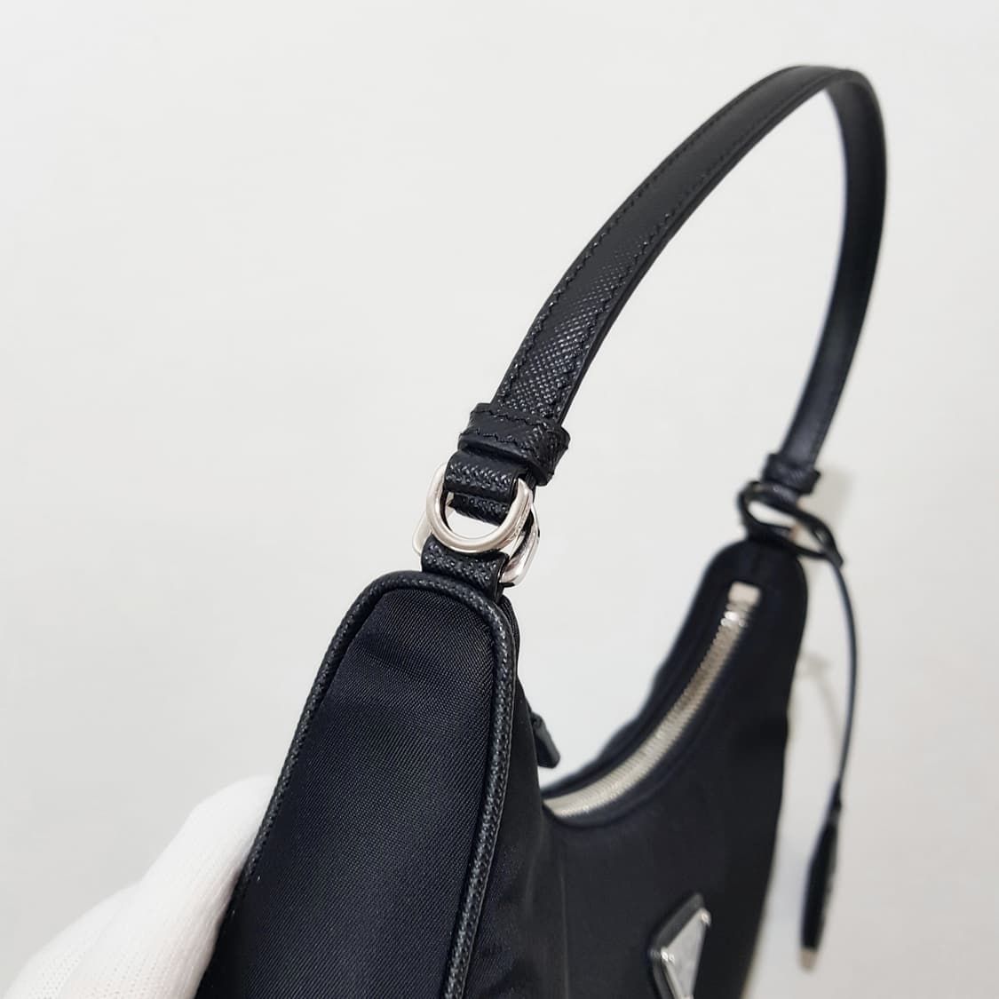 리뉴얼 새상품! 프라다 리에디션 2005 리나일론 미니백 1N204X 상품이미지7