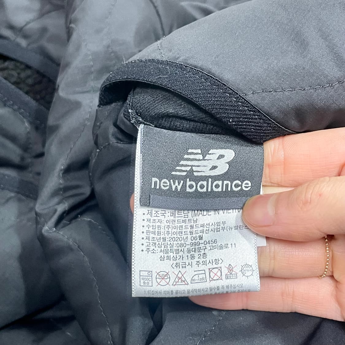 뉴발란스 블랙 노카라 양면 플리스 버튼 자켓 여성95 상품이미지7