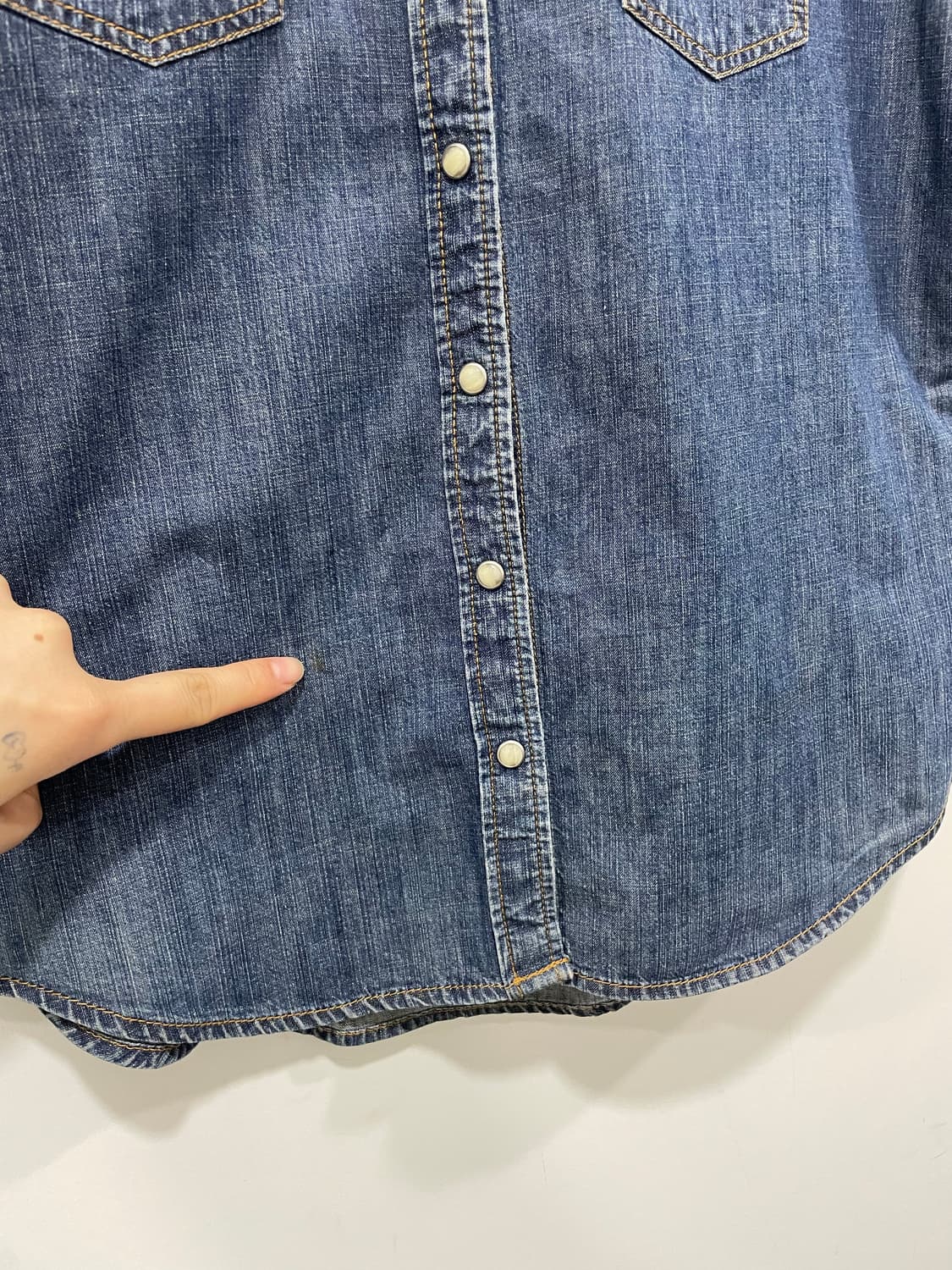 Levi’s 리바이스 슬림핏 웨스턴 데님 반팔셔츠 상품이미지10