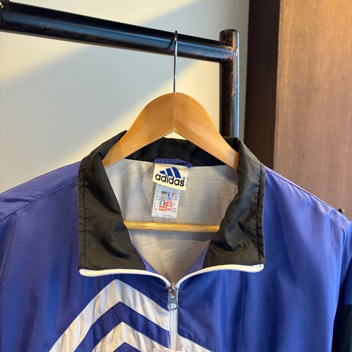 15620 - 아디다스 크롭 바람막이 자켓 상품이미지3