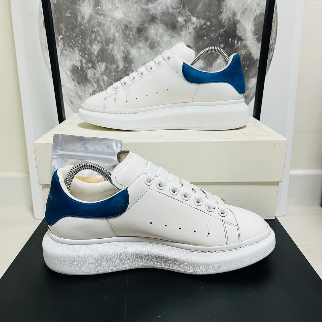 정품 40) 알렉산더 맥퀸 블루탭 오버솔 스니커즈 255~260 상품이미지2