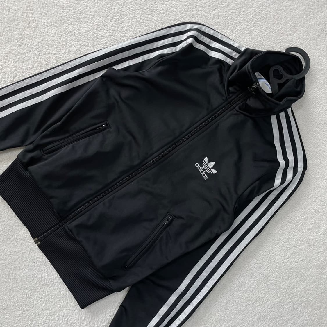 85 아디다스 여성 파이어버드 블랙실버 빅로고 져지 상품이미지4