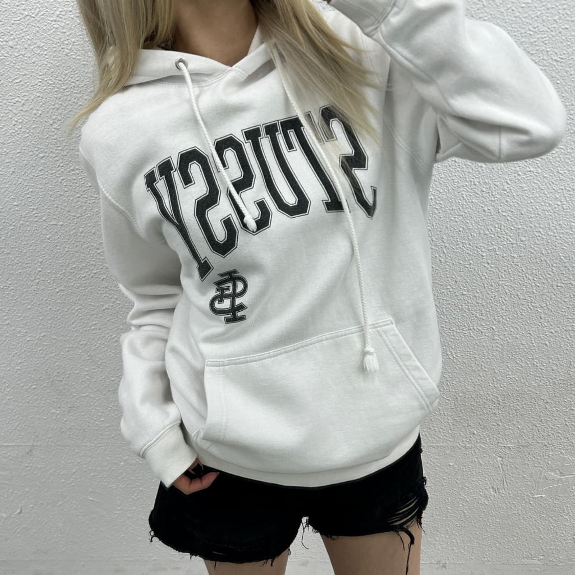 스투시 프린팅로고 화이트 후드 M 상품이미지1