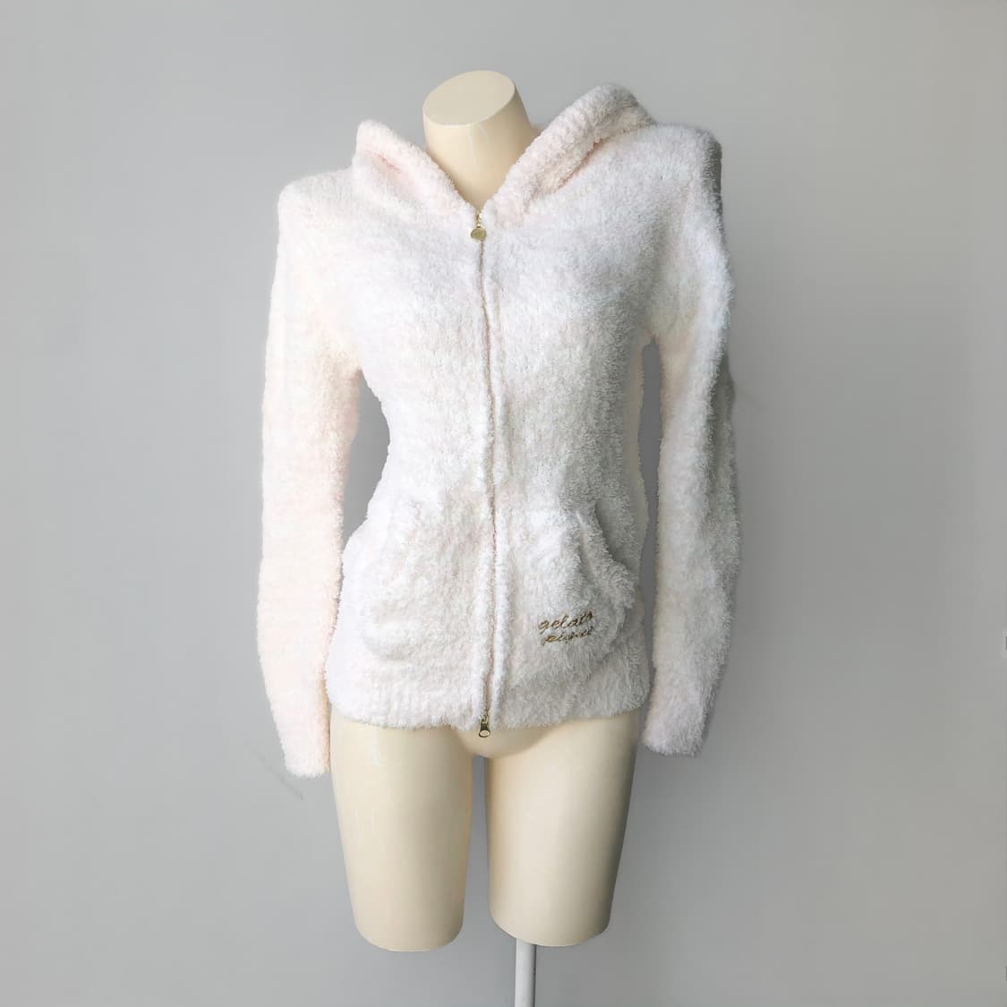 젤라또피케 페일 핑크 스트라이프 집업 상품이미지1