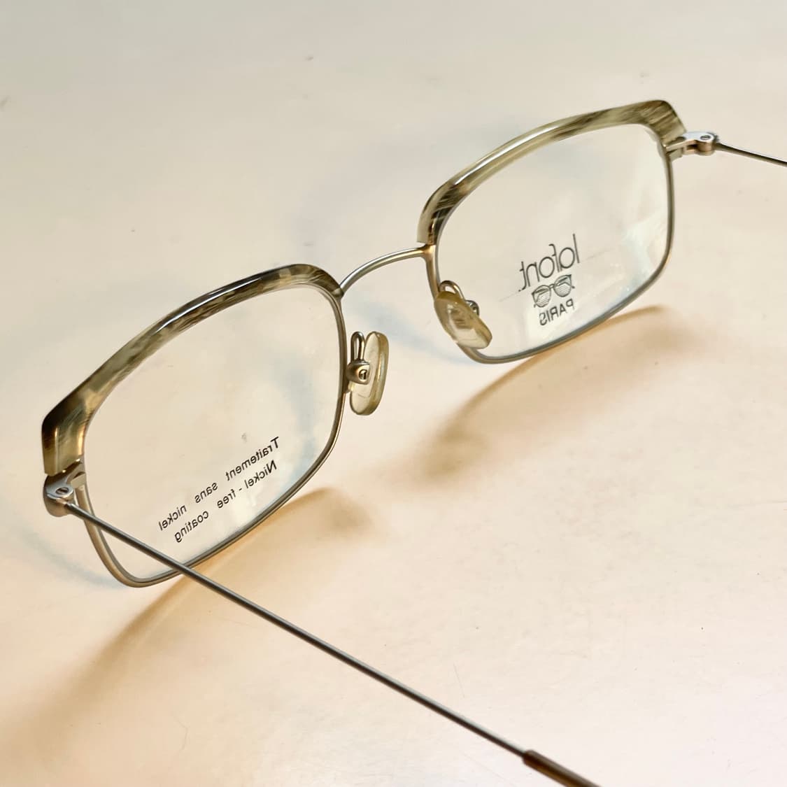 lafont 프랑스 라퐁 사의 빈티지 안경 판매합니다. 상품이미지3