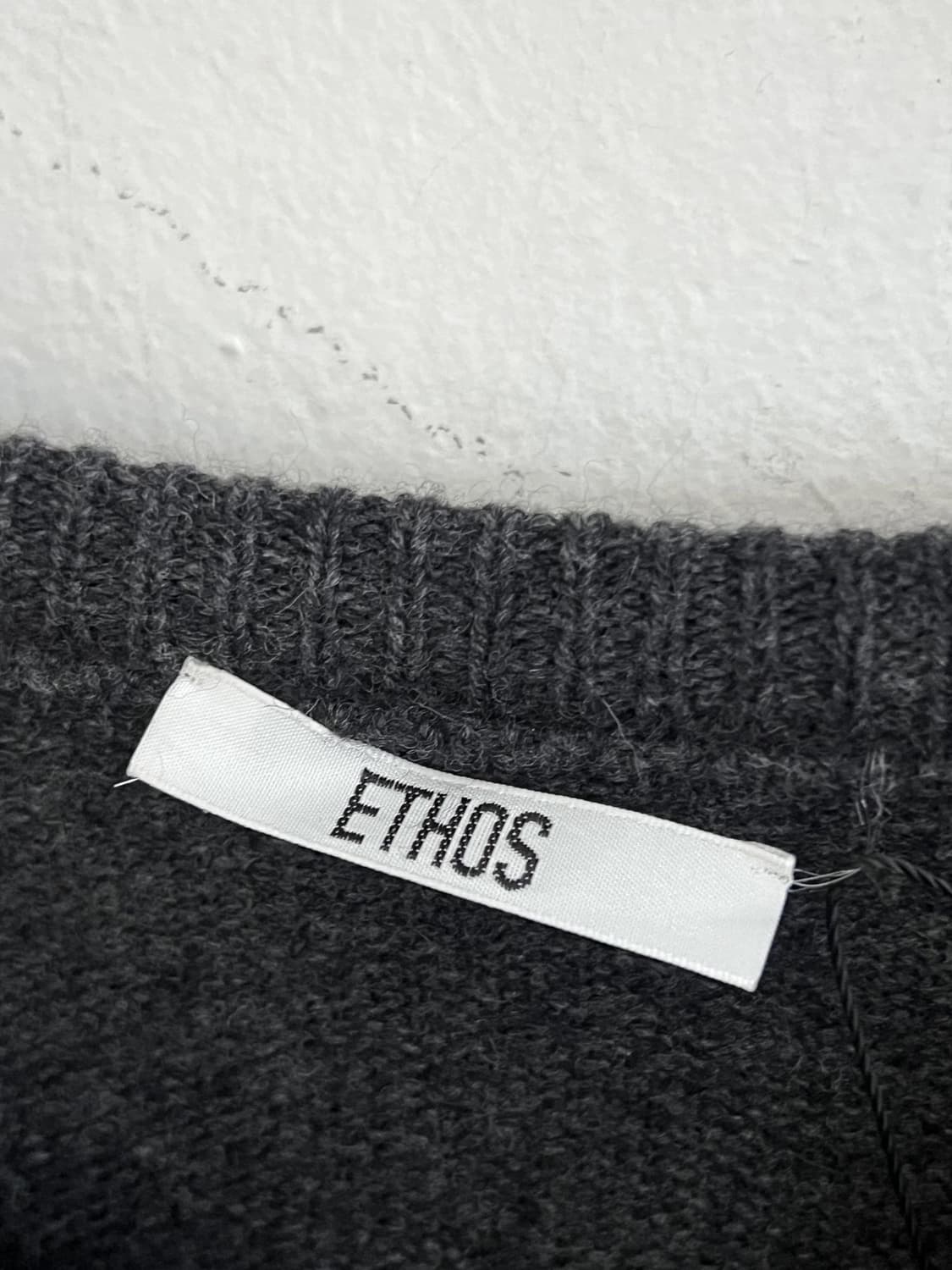 에토스 브이넥니트 상품이미지2