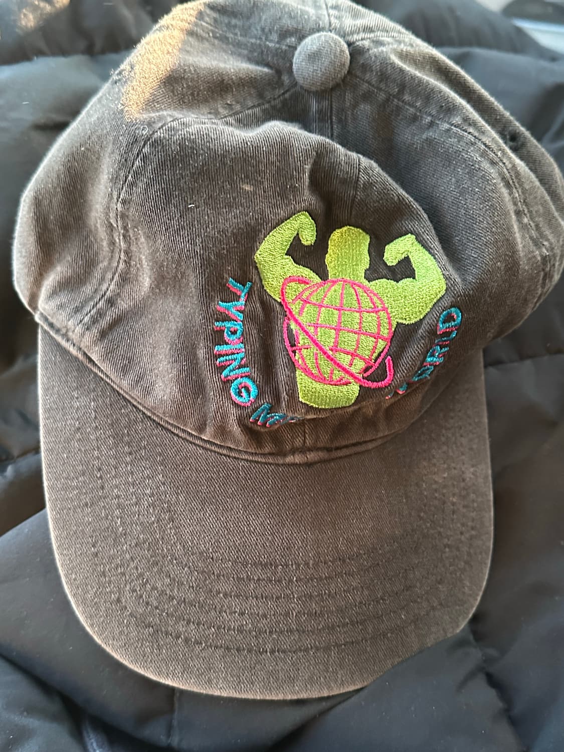 타이핑미스테이크 볼캡 상품이미지1