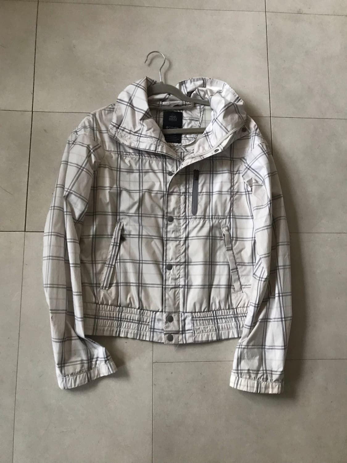 콜롬비아 아이보리 체크 윈드브레이커 상품이미지8