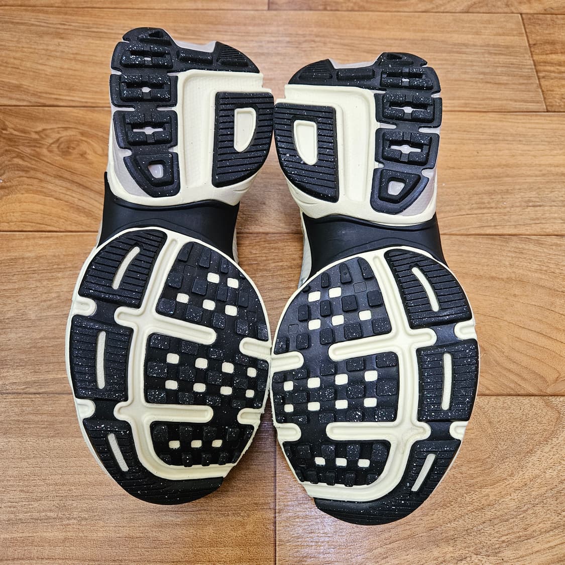 나이키 V2K 런 230 상품이미지5